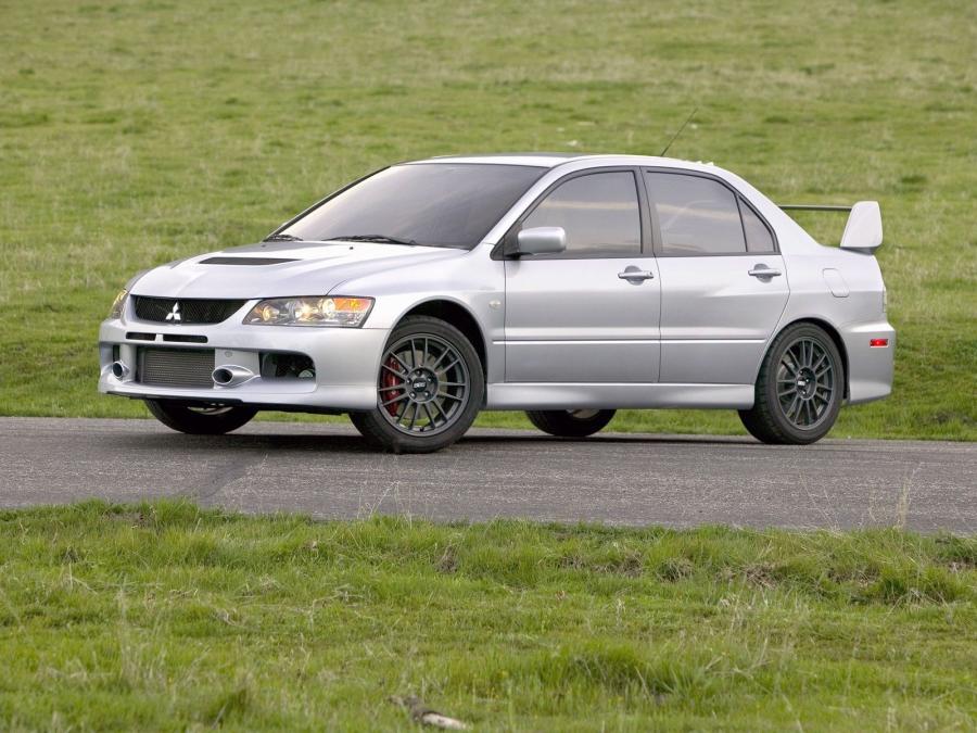  Mitsubishi Lancer Evolution IX MR 2007 года  (фото 126 из 129)